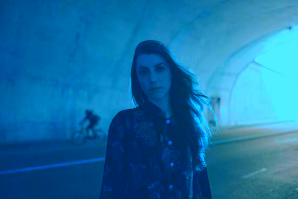 Julia Holter Shares New Track ‘Betsy On The Roof’