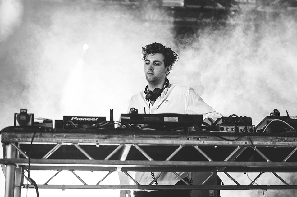 Jamie xx and Romy’s “Seesaw” gets a club version with the help of Four Tet