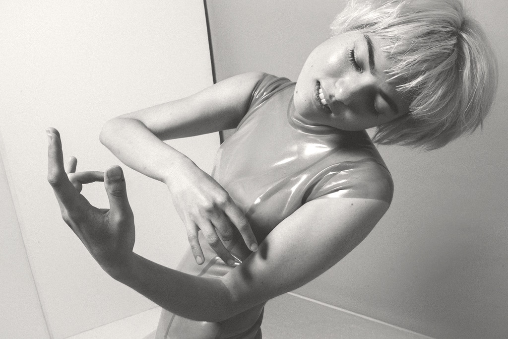 Exclusive: We chat with Miya Folick about her recent video and upcoming work