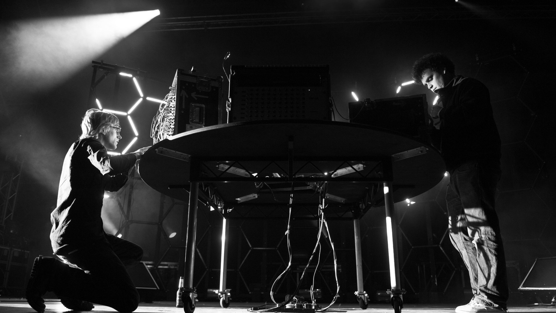 Simian Mobile Disco previews ‘Staring At This Handle/Sky On The Floor’