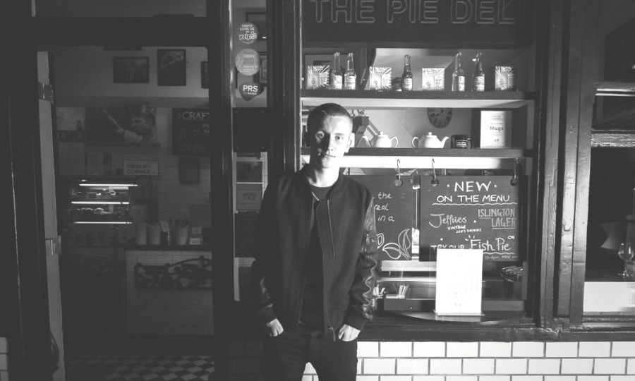 Tom Prior releases his ‘Voicemail’