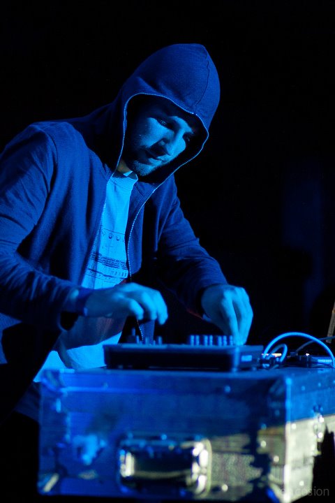 Review: Rival Consoles – Night Melody