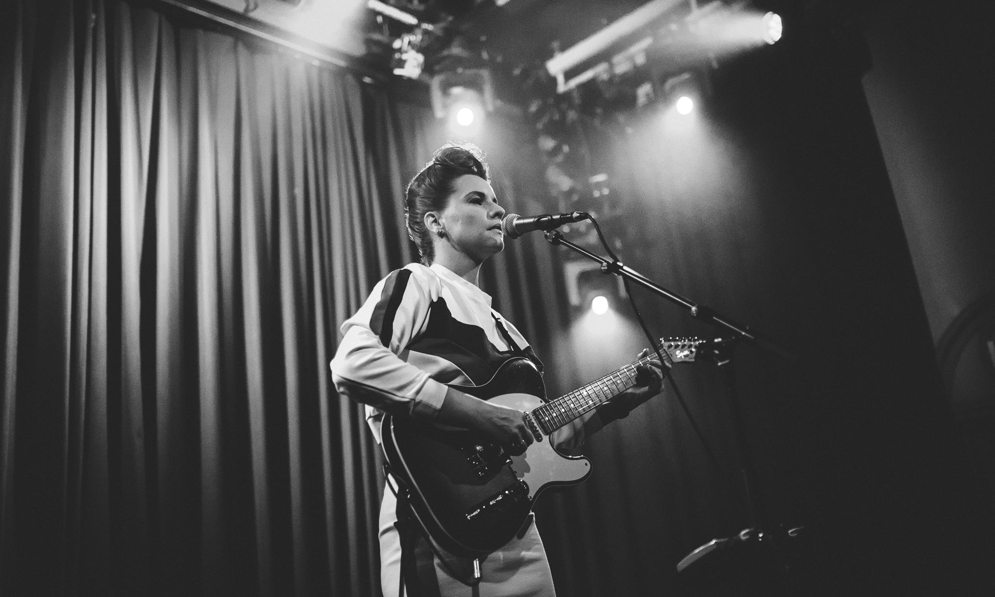 Listen to Marle Thomson’s acoustic album, “THE CANOPY”