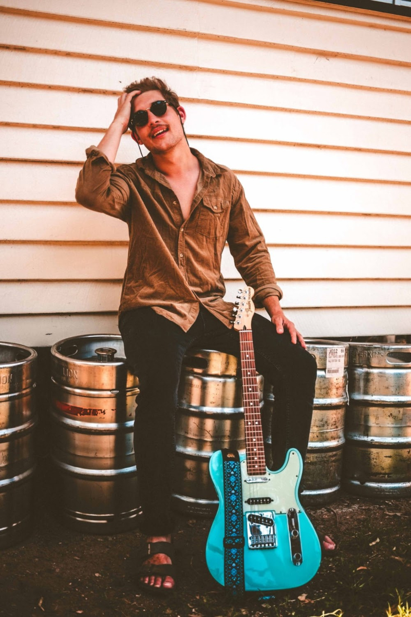 Rising musician Andy Martin releases fast-paced indie-rock song